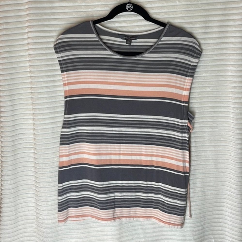 MARKET AND SPRUCE TIE UP TOP
